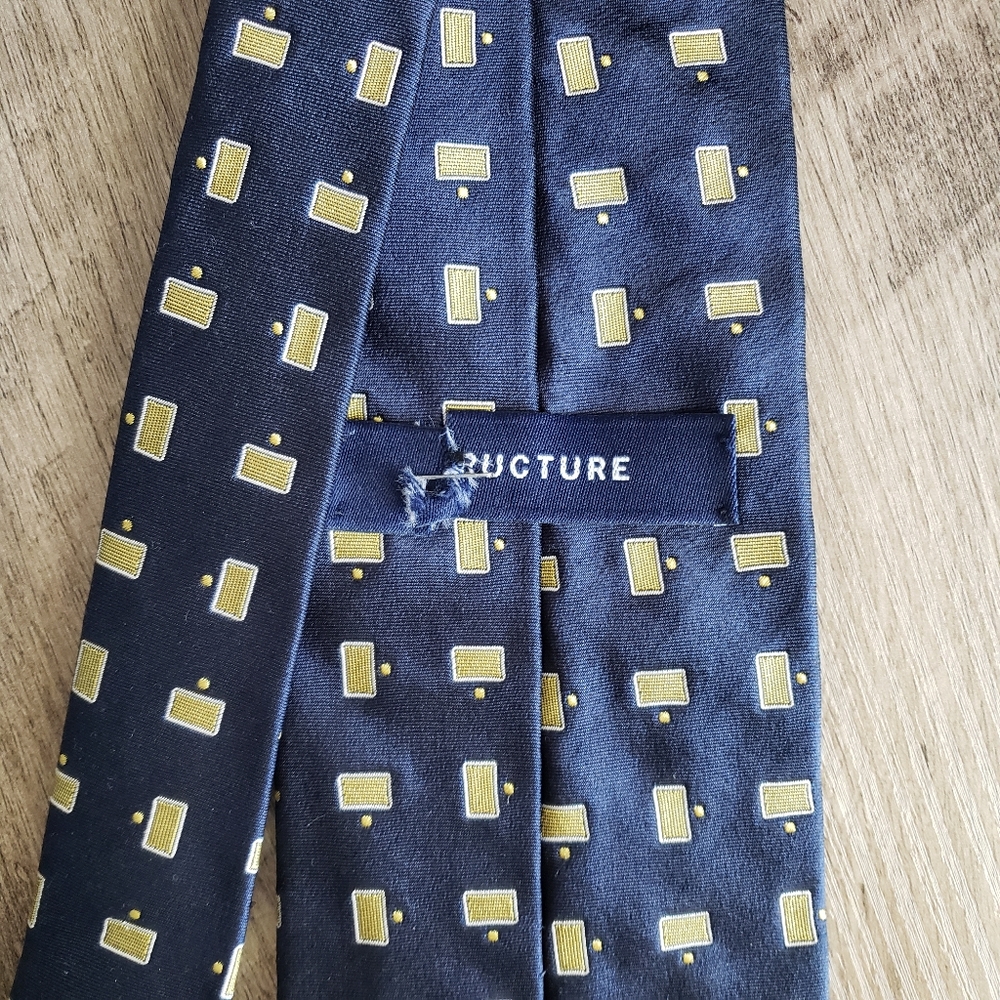 Structure Tie - Picture 2 of 3